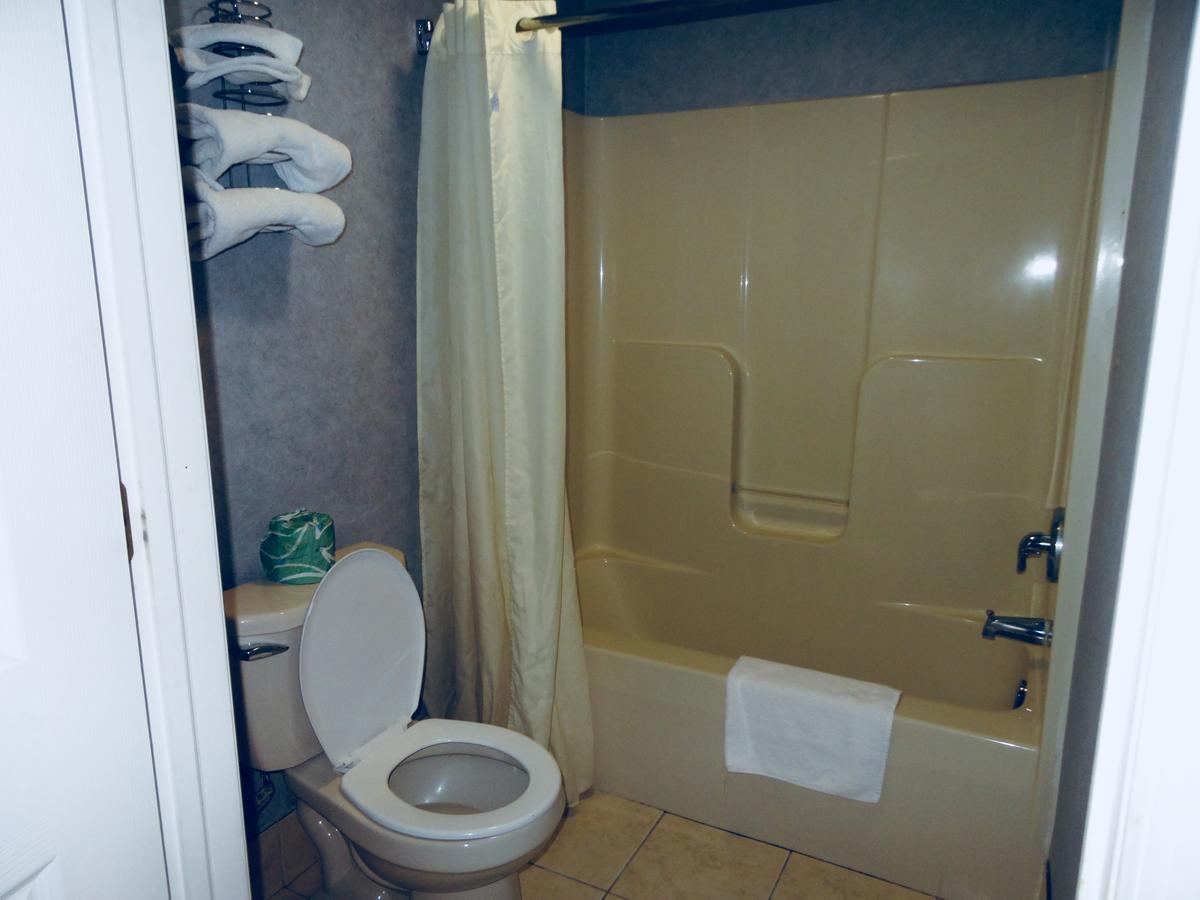 Village Inn & Suites - Smithville Ngoại thất bức ảnh